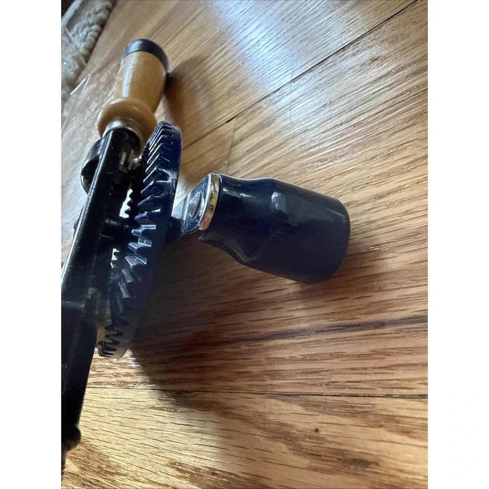 Antique Hand Drill Great Neck No 49 Amazing Condition. Wood Handle. Vintage